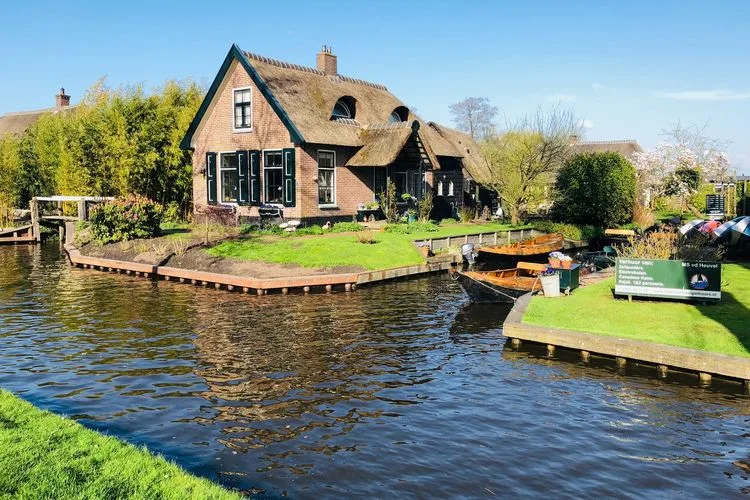 Desa Giethoorn, Belanda